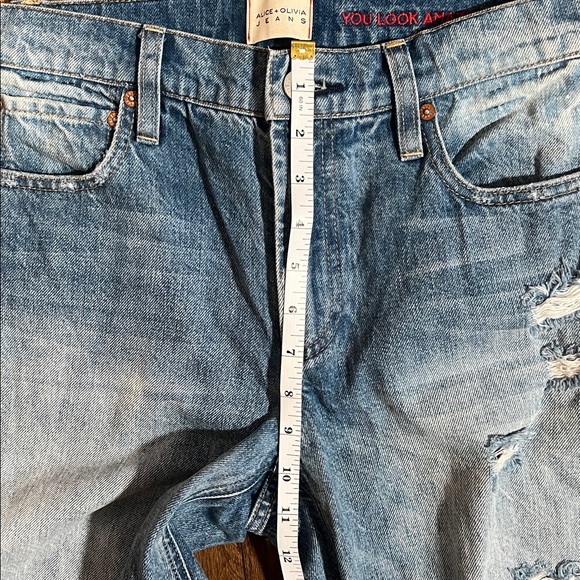 Alice + Olivia Light Blue Distressed Boyfriend Jeans - Picture 3 of 4